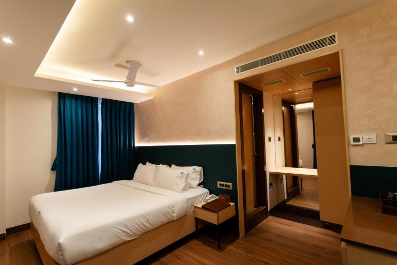 Hotel Ocean Blue فيساخاباتنام المظهر الخارجي الصورة