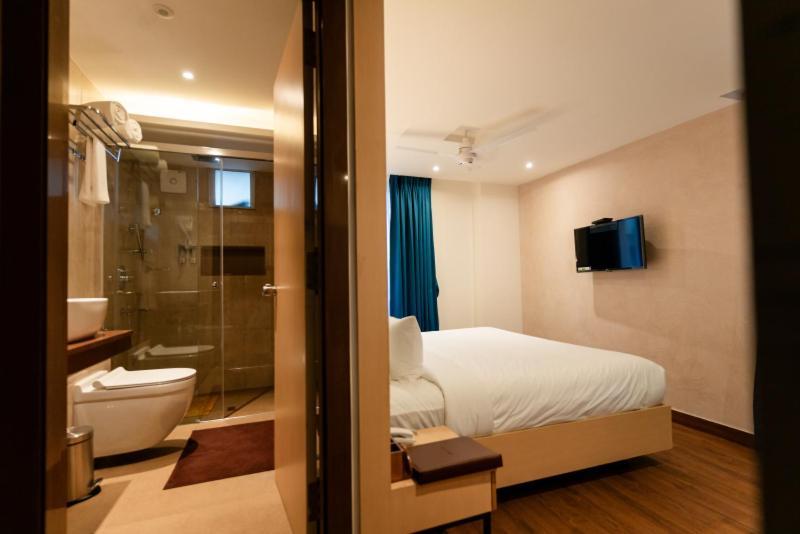 Hotel Ocean Blue فيساخاباتنام المظهر الخارجي الصورة