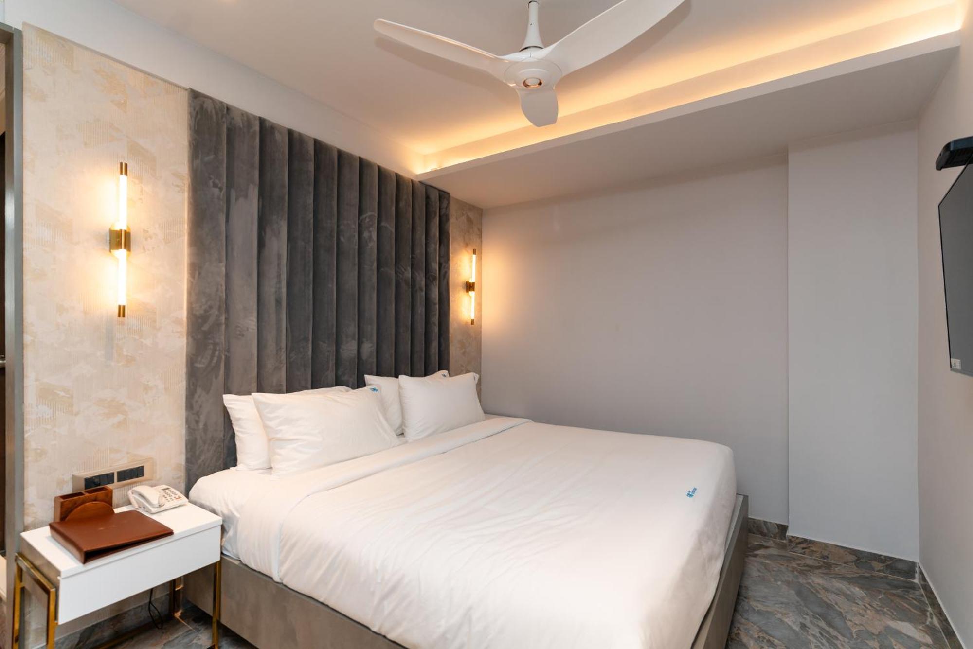 Hotel Ocean Blue فيساخاباتنام المظهر الخارجي الصورة